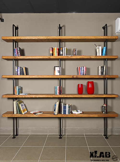 Libreria da parete in legno e ferro Quasimodo Xlab