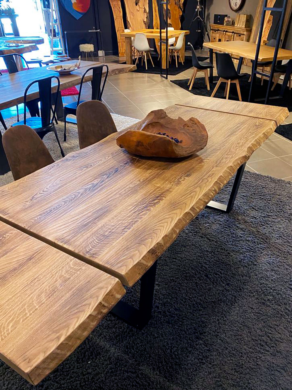 Tavolo da pranzo in legno rustico - Tuglie 