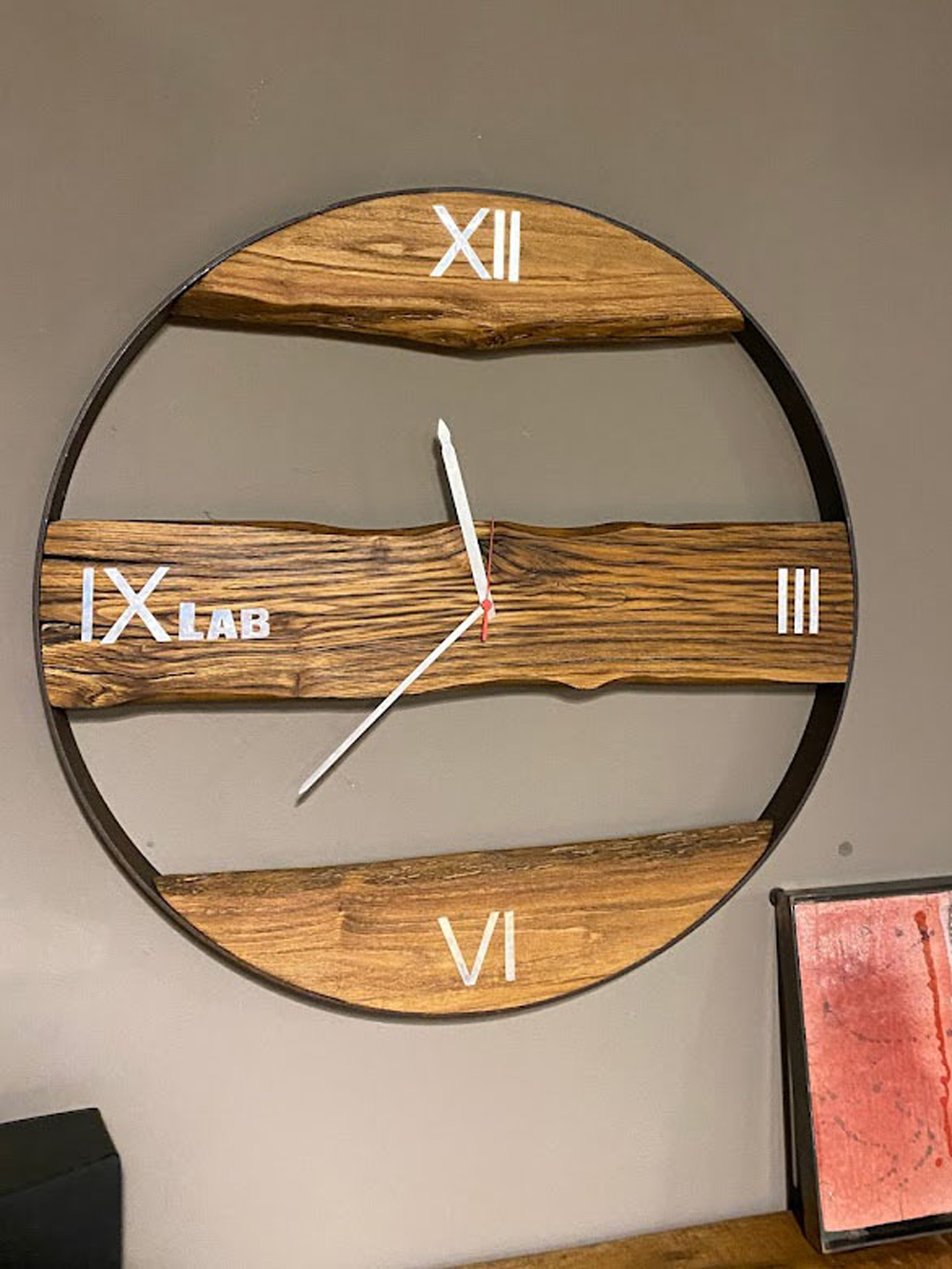 Grande orologio da parete in ferro e legno stile industriale - Robert -  XLAB Design