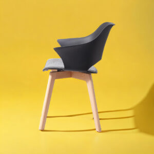 Set 4 sedie imbottite in velluto giallo di design - XLAB Design